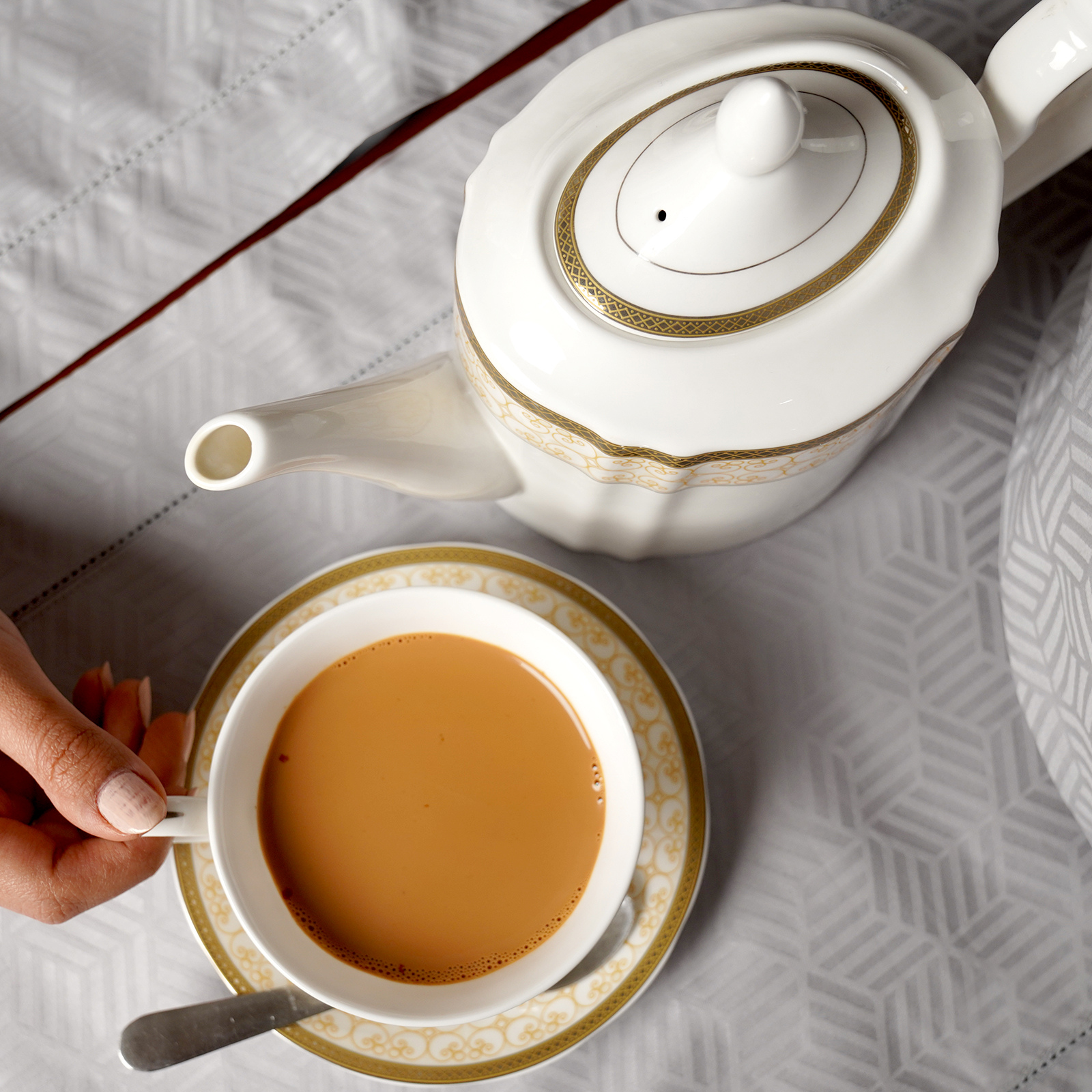 Jacquard Tea Cozy Luxe-Edition