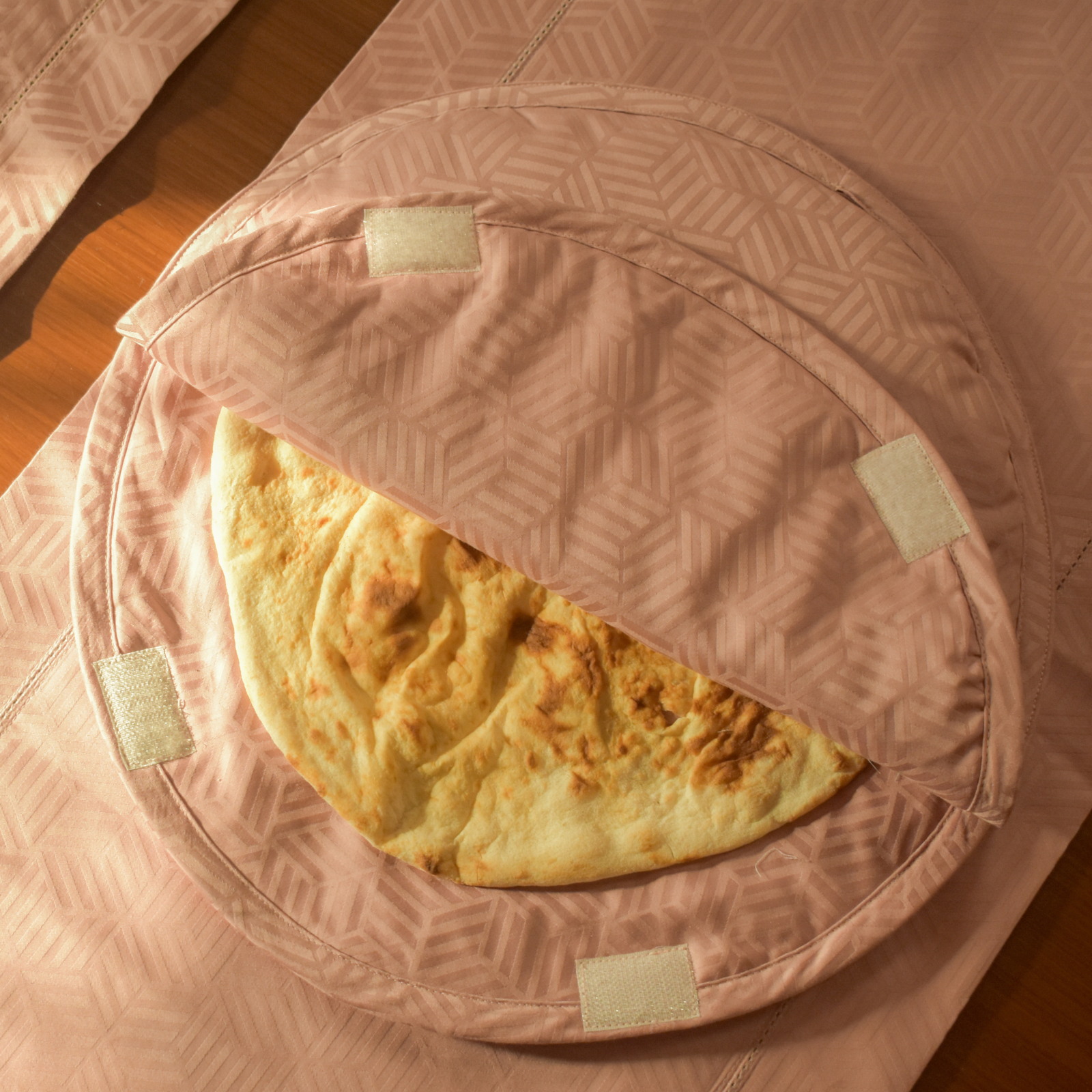 Jacquard Roti Cover - Luxe Edition