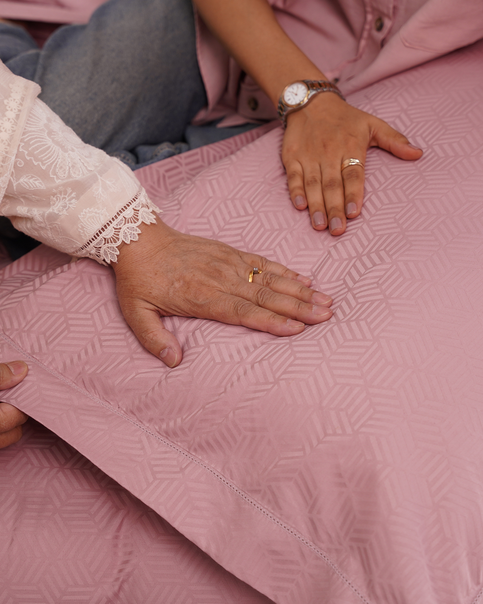 Jacquard Duvet Cover Set-Luxe Edition