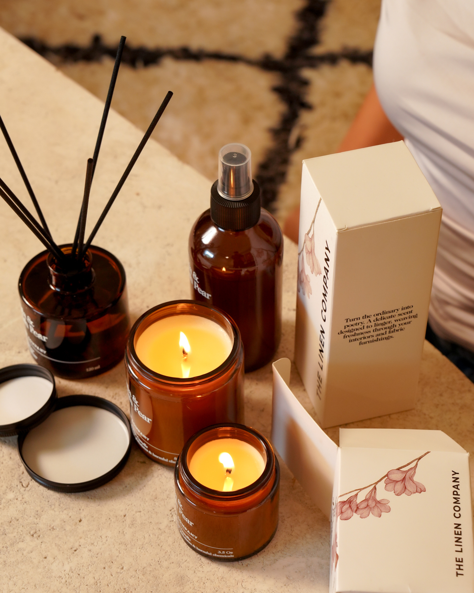 شمعة معطرة