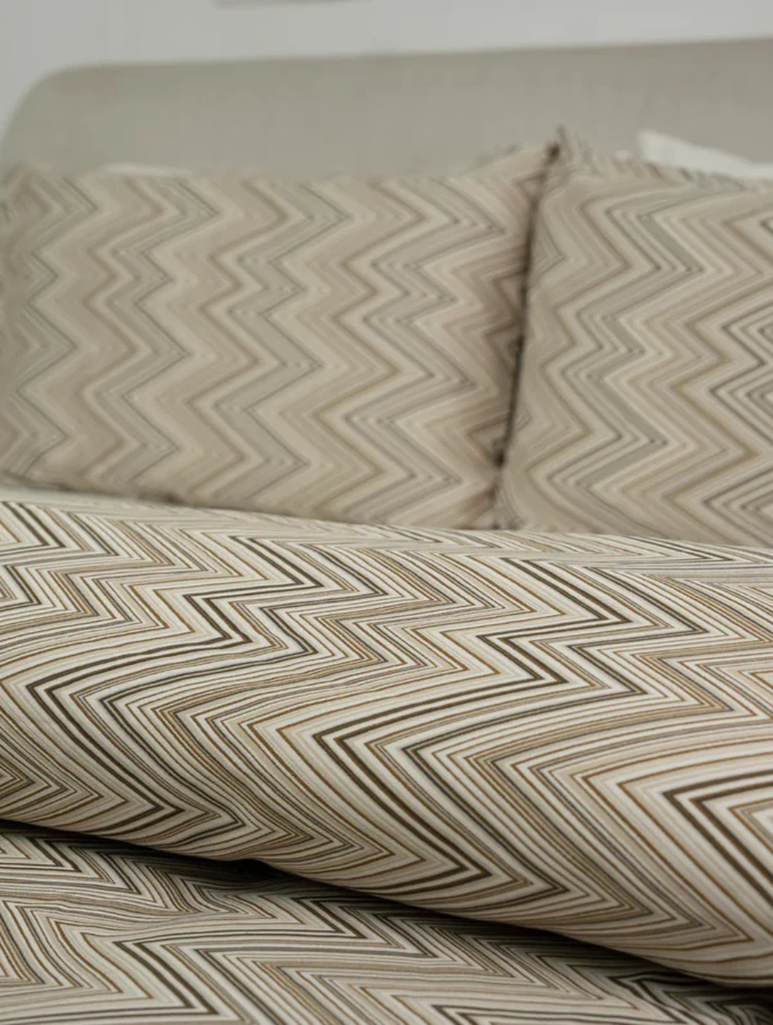 Zyra Fitted Sheet Set
