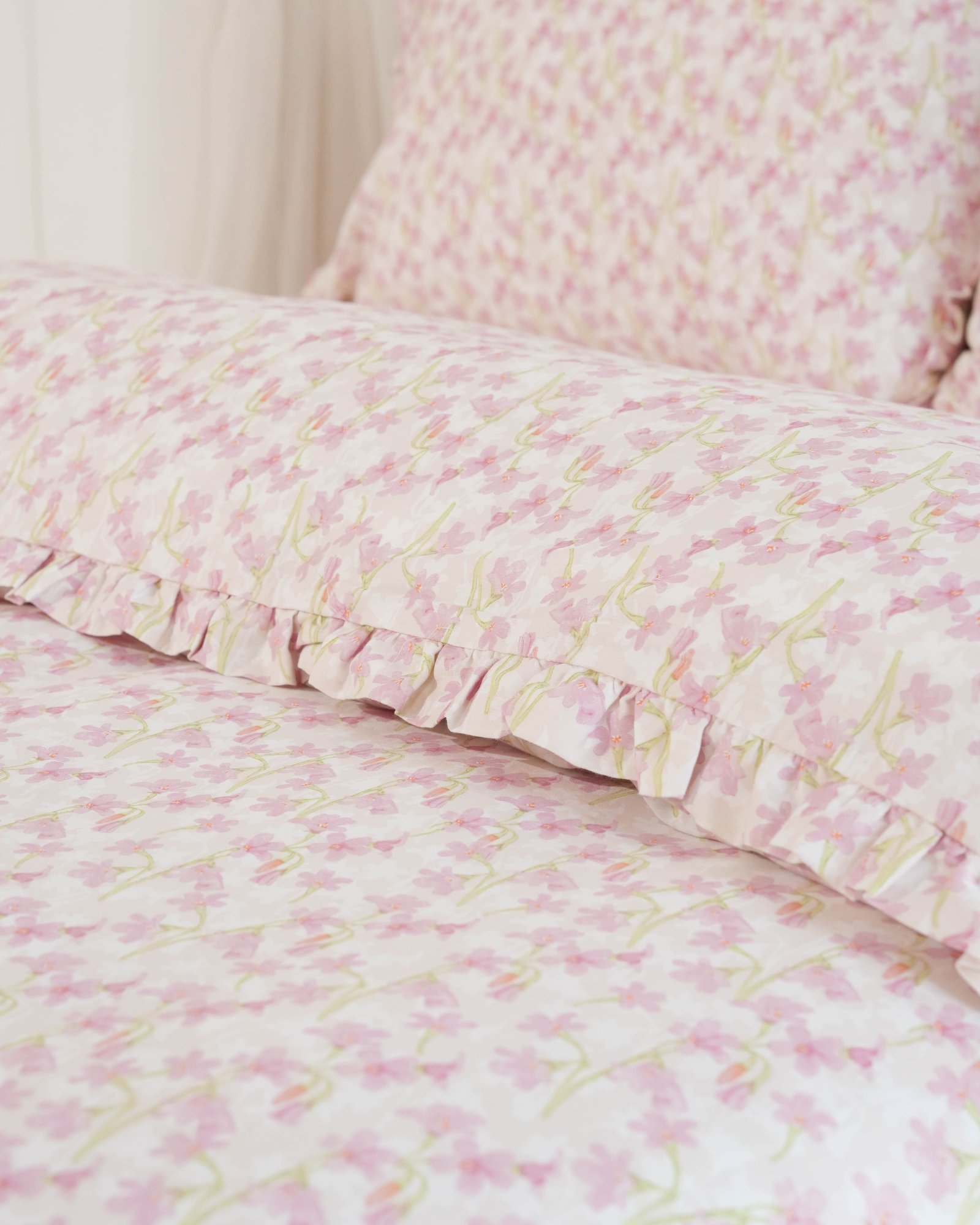 Nyra Fitted Sheet Set