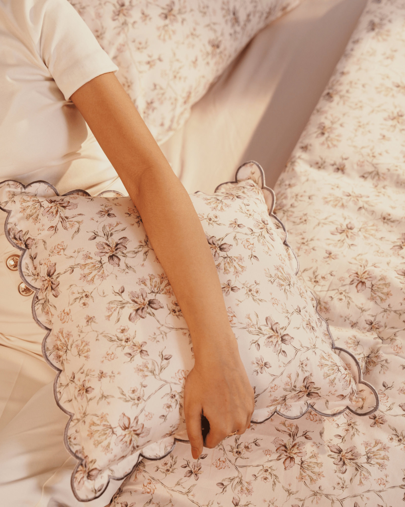 Wrenna Bed Sheet Set - Luxe Edition