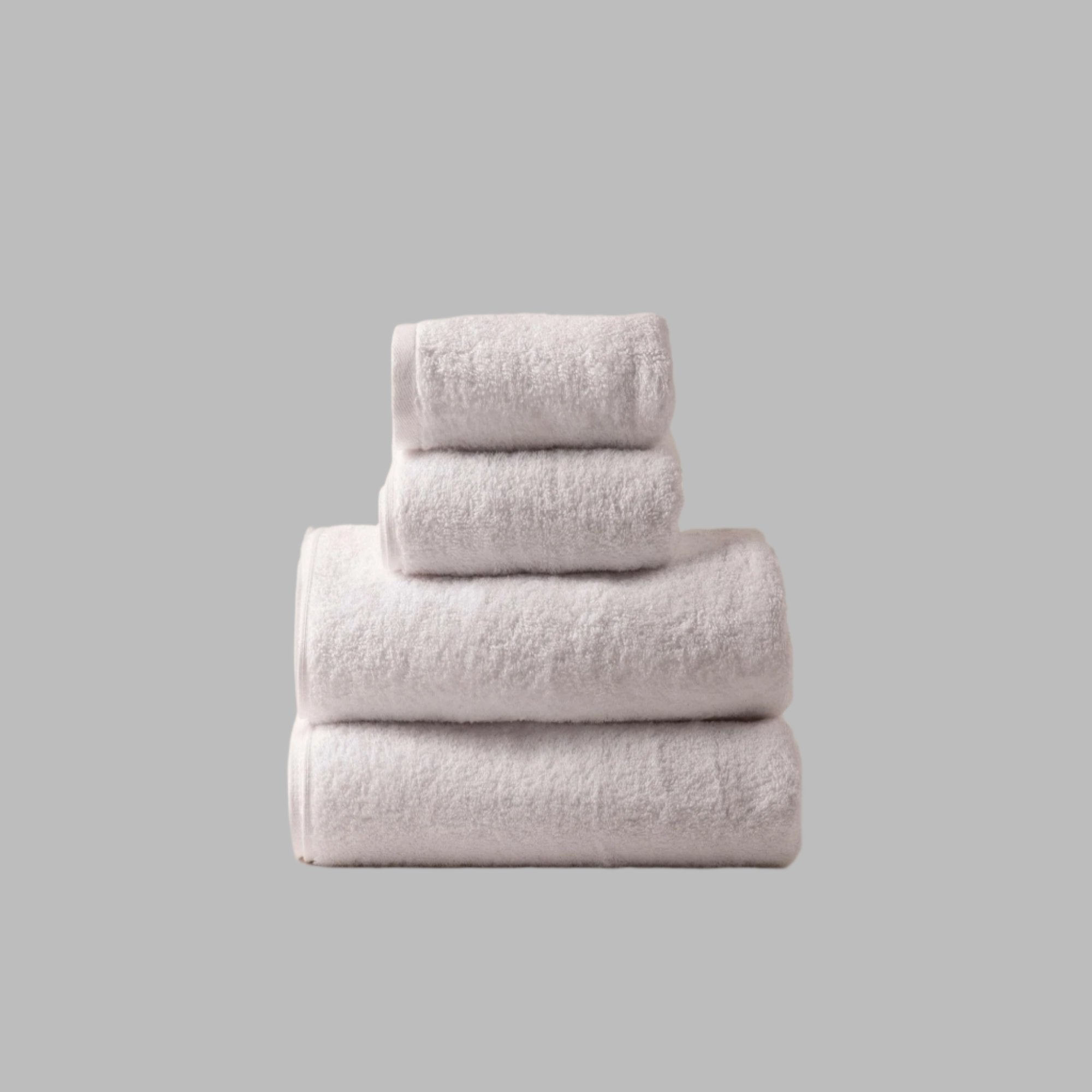 White Towel - Set of 4 - THE LINEN COMPANY